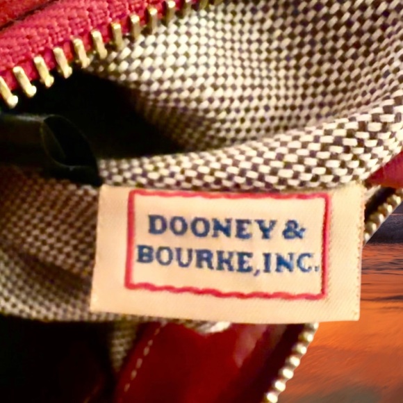 Dooney & Bourke Lucy Red Leather & Check Canvas Shoulder Bag EUC NO CALLOUTS - Picture 9 of 15